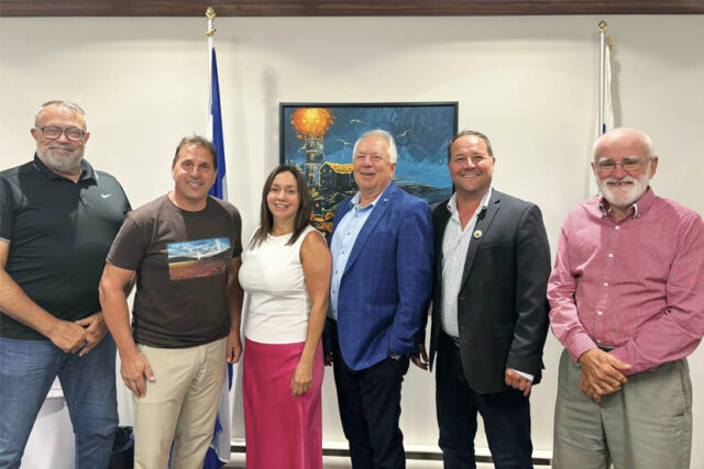 La nouvelle première ministre interpellée